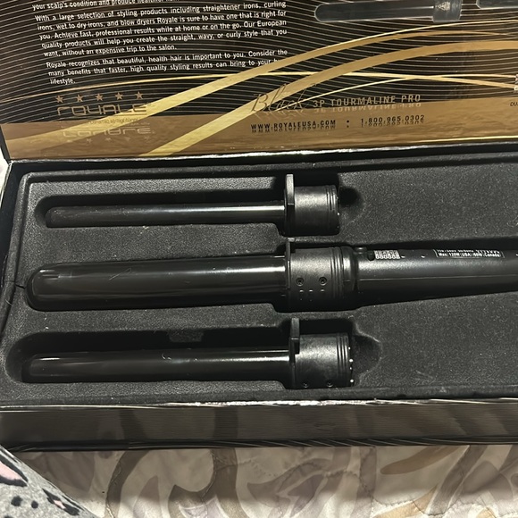 Royals professional 3 barrel curling iron - Picture 4 of 8